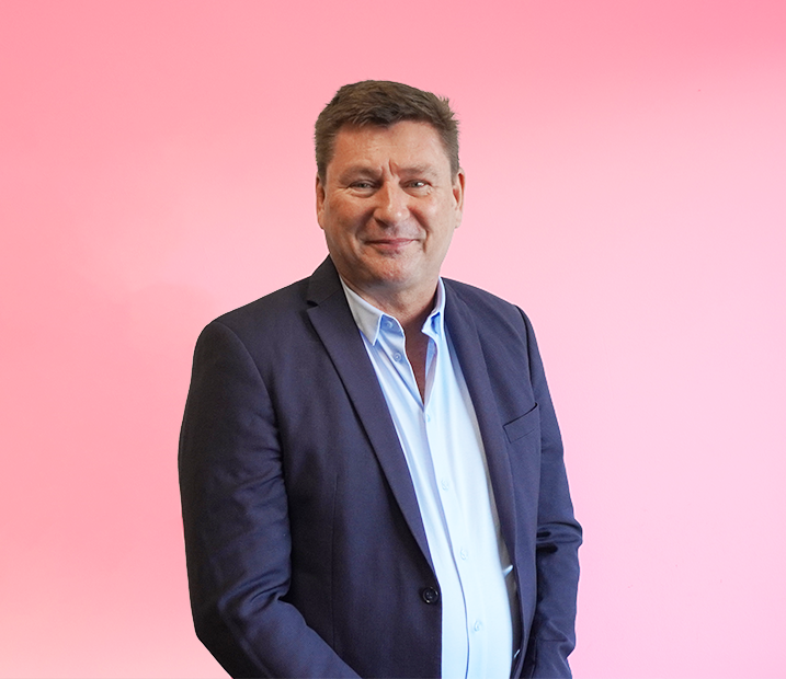 Intect Salgsteam Lars Bentsen Lyserød